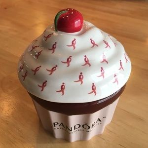 Pandora cupcake jewelry box